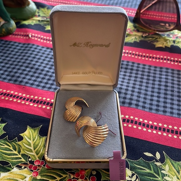 NWT 14k earrings - Picture 2 of 9
